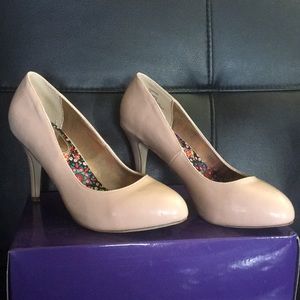 Madden Girl Pumps